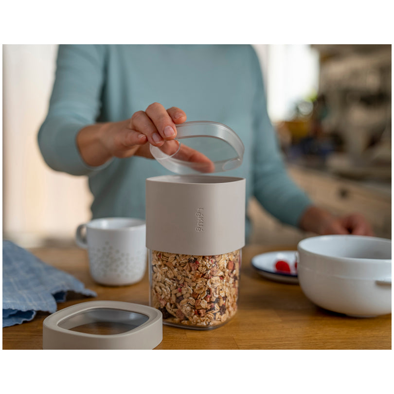 Barattolo da cucina quadrato "Flip Storage - M" l 0,6-0,85