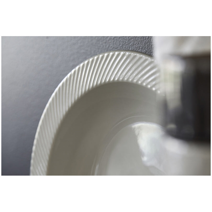 Piatto da portata tondo con rilievo "Coffee & More" cm Ø30x5