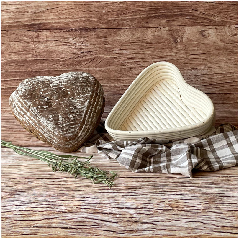 Cesto lievitazione cuoriforme con fodera cm 22x23,5x6,5