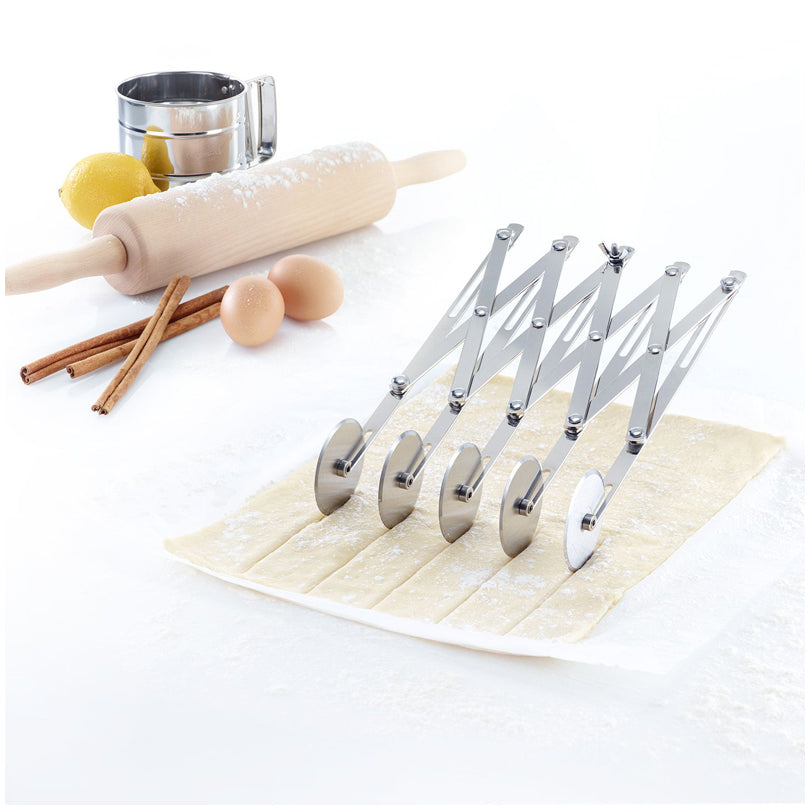 Rullo tagliapasta con 5 lame, estensibile cm 24,5x5,6x5,3