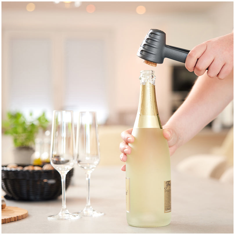 Schiaccianoci/Pinza apri champagne "Nussprofi - Black Edition" cm 17,5x5,4x6