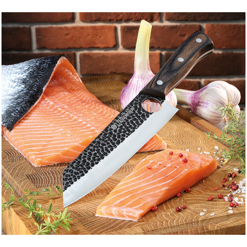 Coltello cuoco "Hunter" con custodia in pelle, dotata di un pratico laccio per fissarla alla cintura cm 19/31