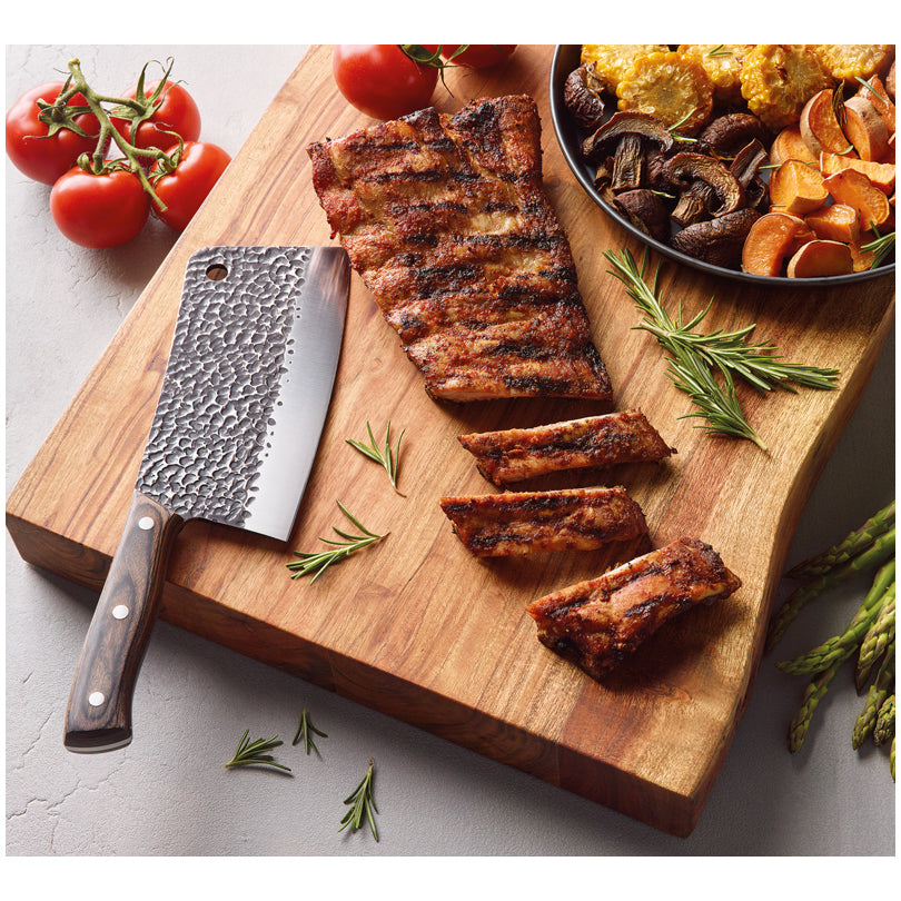 Coltello cuoco "Cleaver" con custodia in pelle, dotata di un pratico laccio per fissarla alla cintura cm 17/28,5