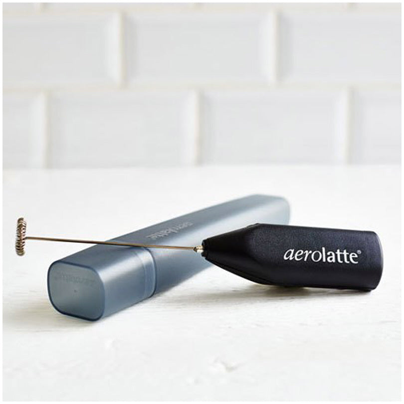 Schiumalatte con custodia "Aerolatte", in display da 12 pezzi cm 22