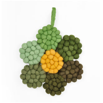 Sottopentola a forma di fiore "Pompon Fiore Verde/Giallo" con occhiello cm Ø18x1,5