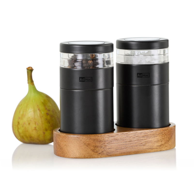 Menagere con macinasale e macinapepe "Molto" con base in acacia, 3 pezzi cm 11,5x5,5x9,5