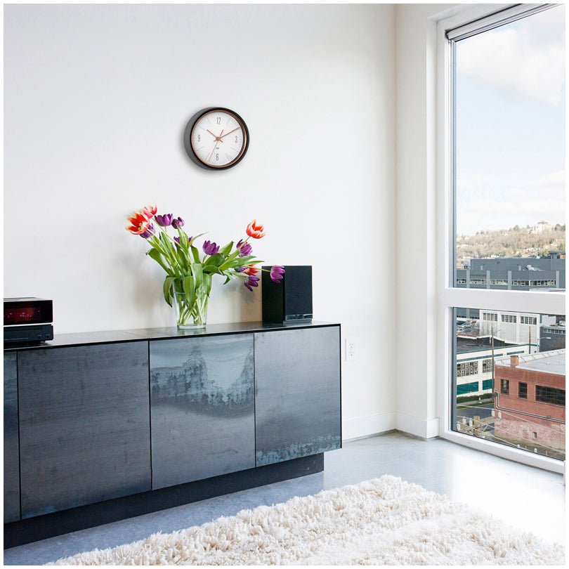 Orologio da parete radiocontrollato analogico con cornice in metallo cm Ø22,3x7