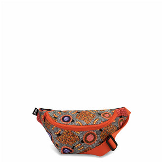 Marsupio/Bum Bag "Jennifer Napaljarri Lewis - Water Dreaming Pink Recycled" cm 30x14