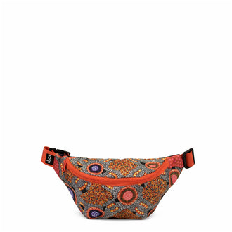 Marsupio/Bum Bag "Jennifer Napaljarri Lewis - Water Dreaming Pink Recycled" cm 30x14